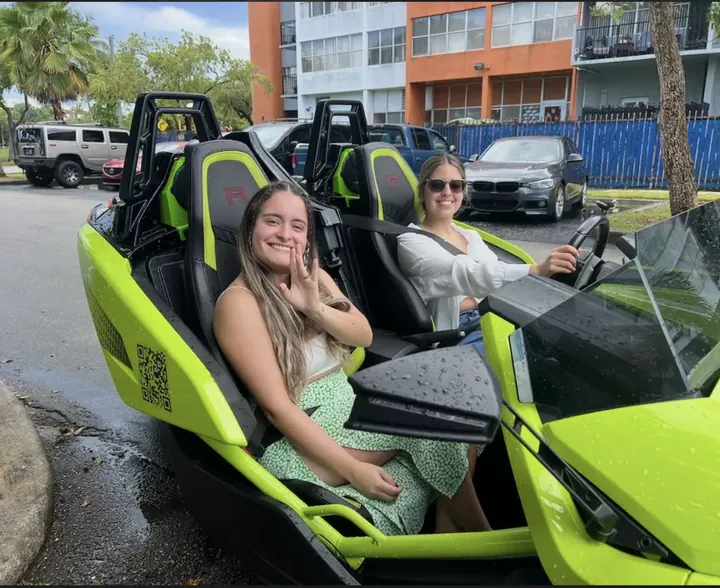 Slingshot fleet Miami — multiple vehicles ready to rent